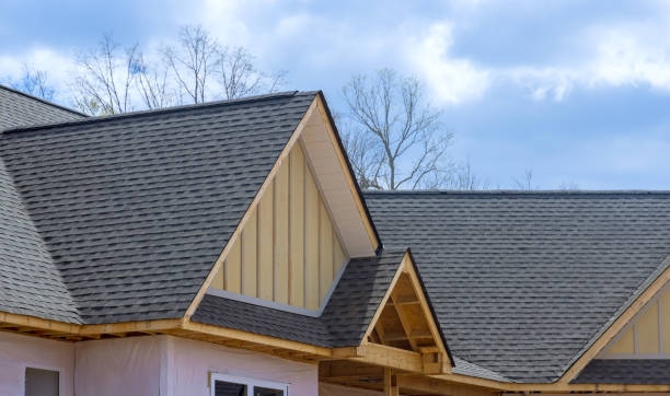Best Emergency Roof Repair Services  in Roslyn Estates, NY
